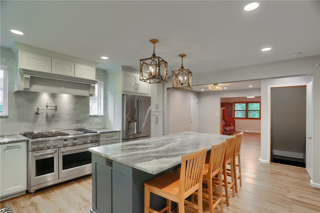 3460 Nearwood Dr