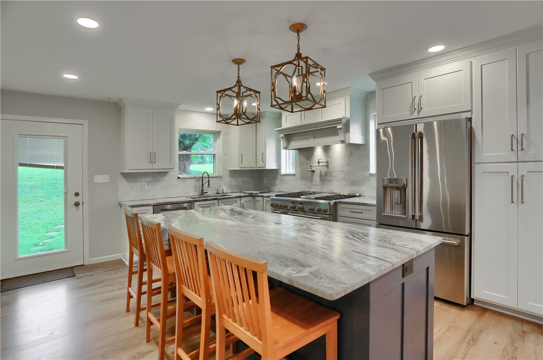 3460 Nearwood Dr