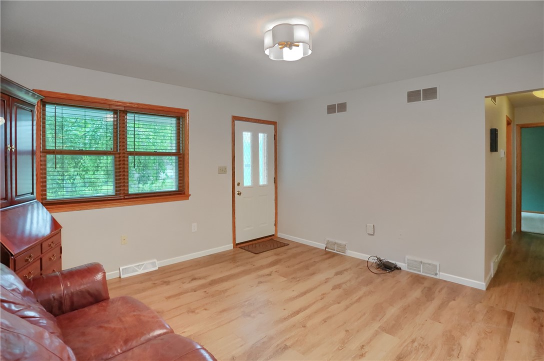 3460 Nearwood Dr