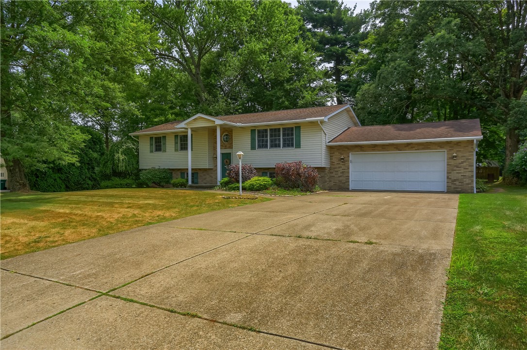13 W Hazelcroft Ave