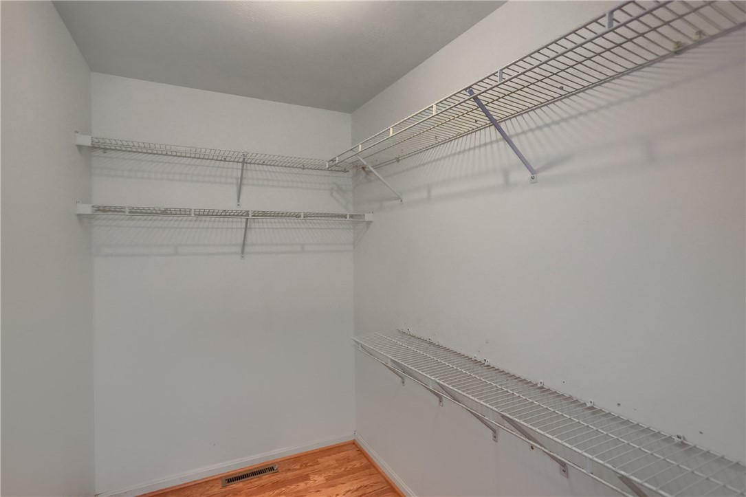 13 W Hazelcroft Ave