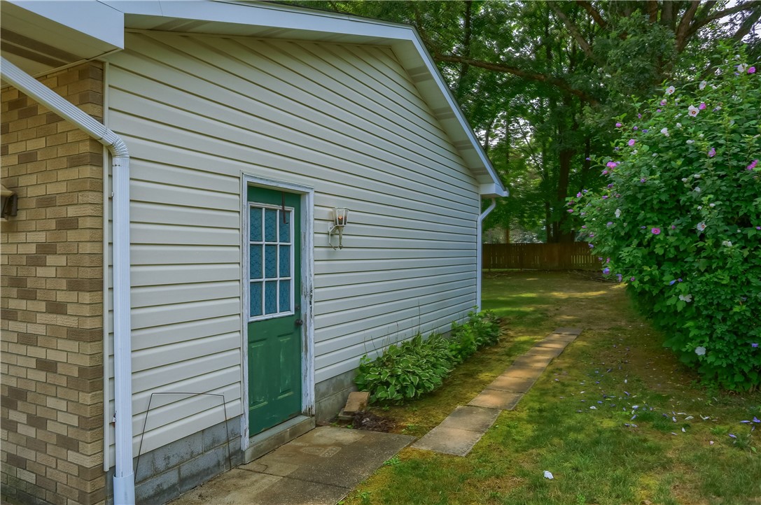 13 W Hazelcroft Ave
