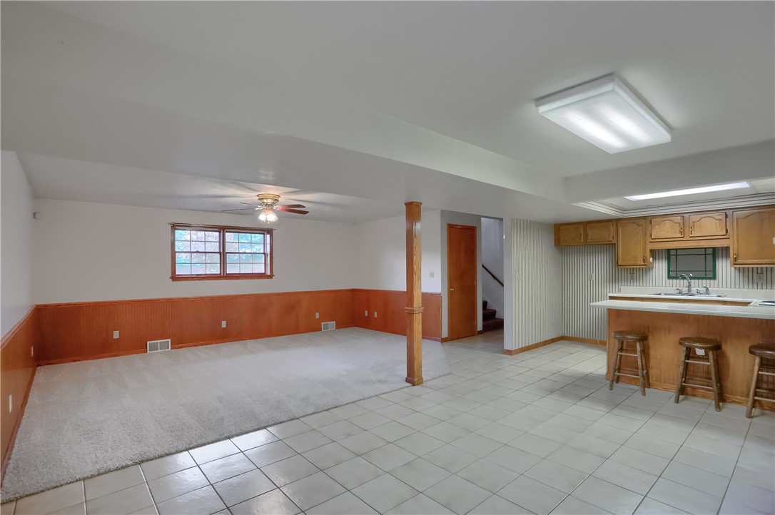 13 W Hazelcroft Ave