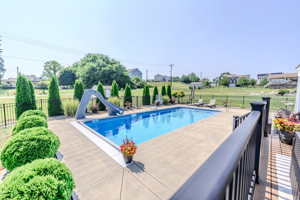173 Naughton Cir