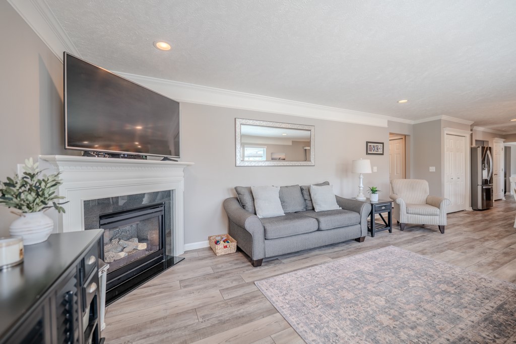 173 Naughton Cir