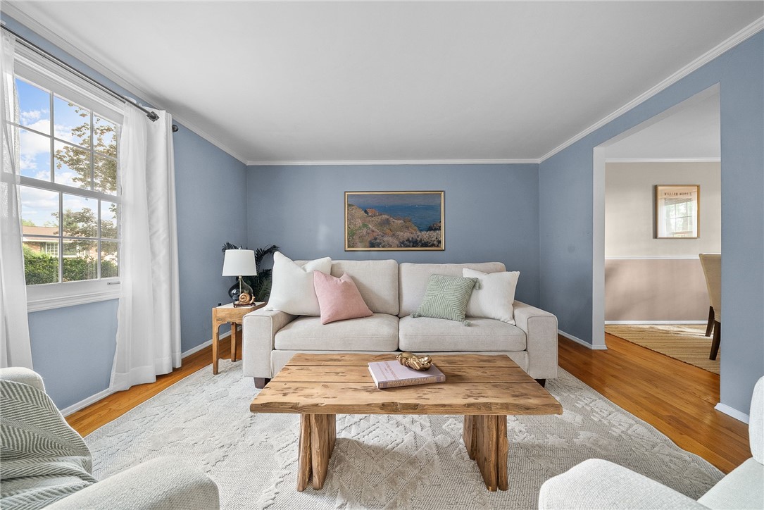 1309 Heather Heights Dr