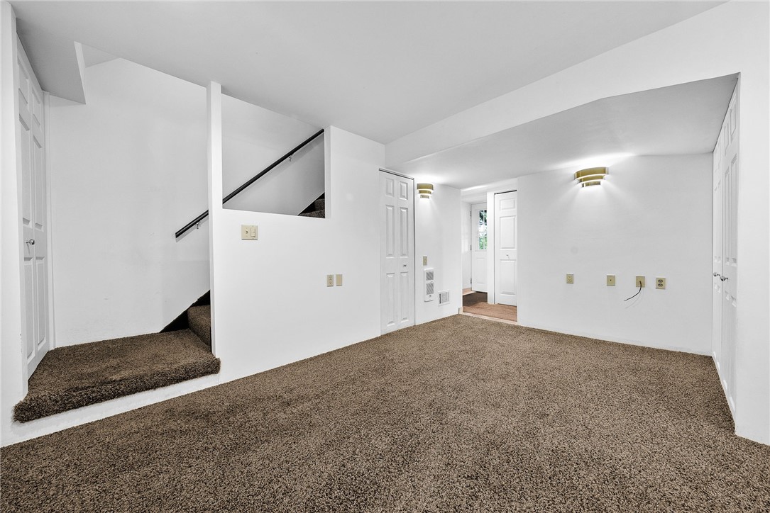 1309 Heather Heights Dr