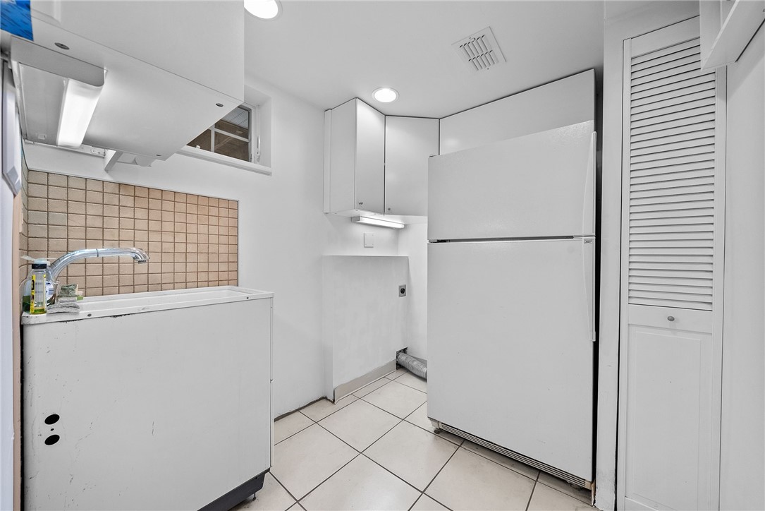 1309 Heather Heights Dr