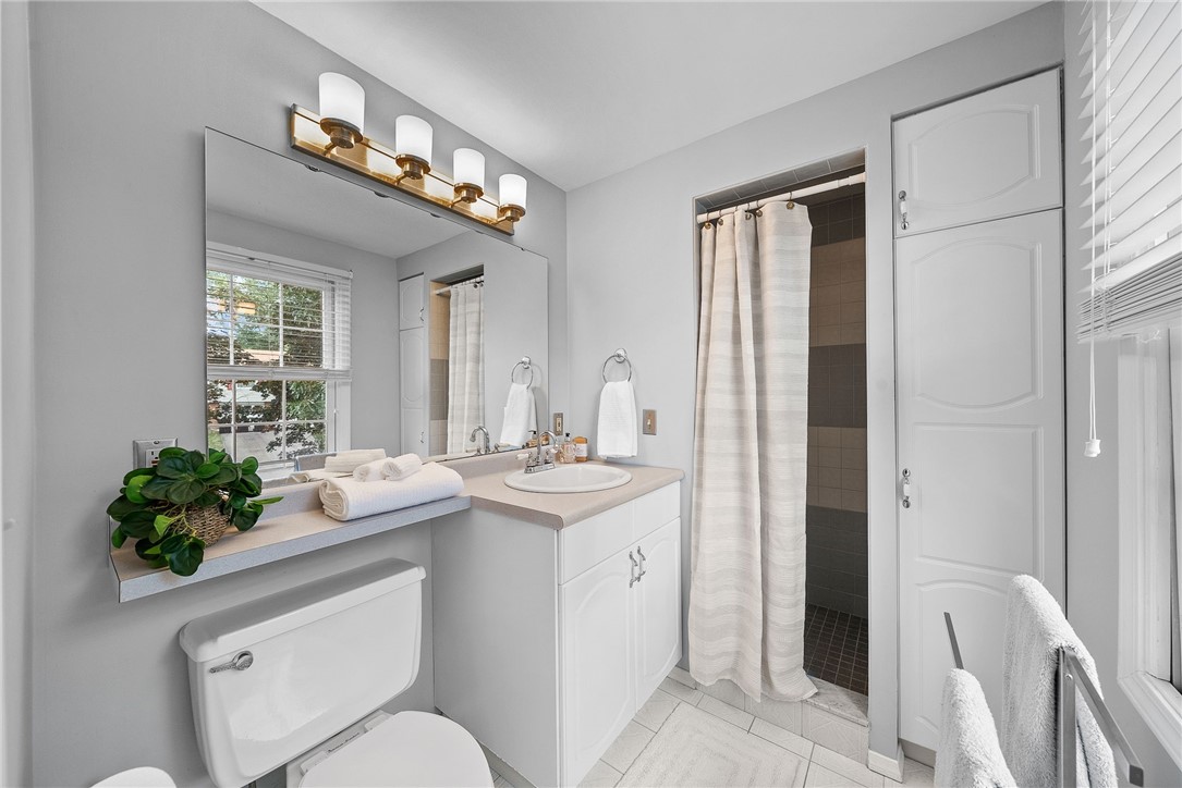 1309 Heather Heights Dr