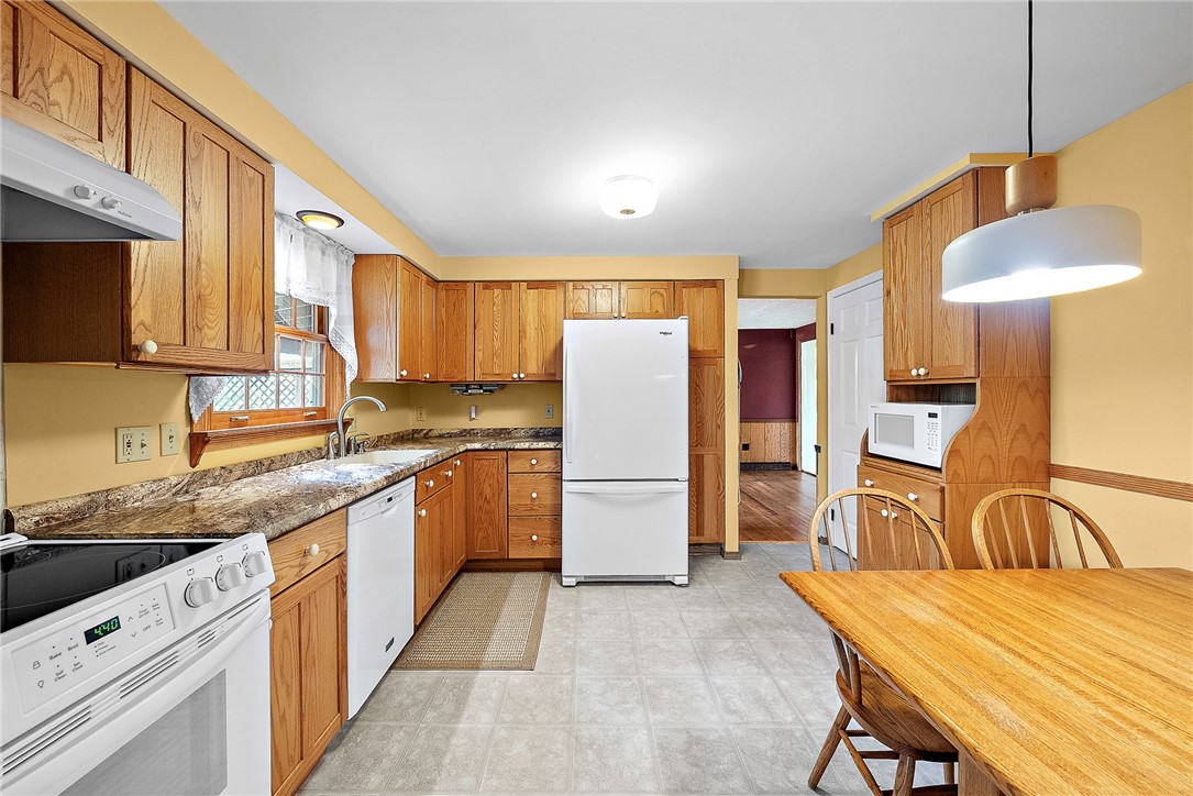 1309 Heather Heights Dr