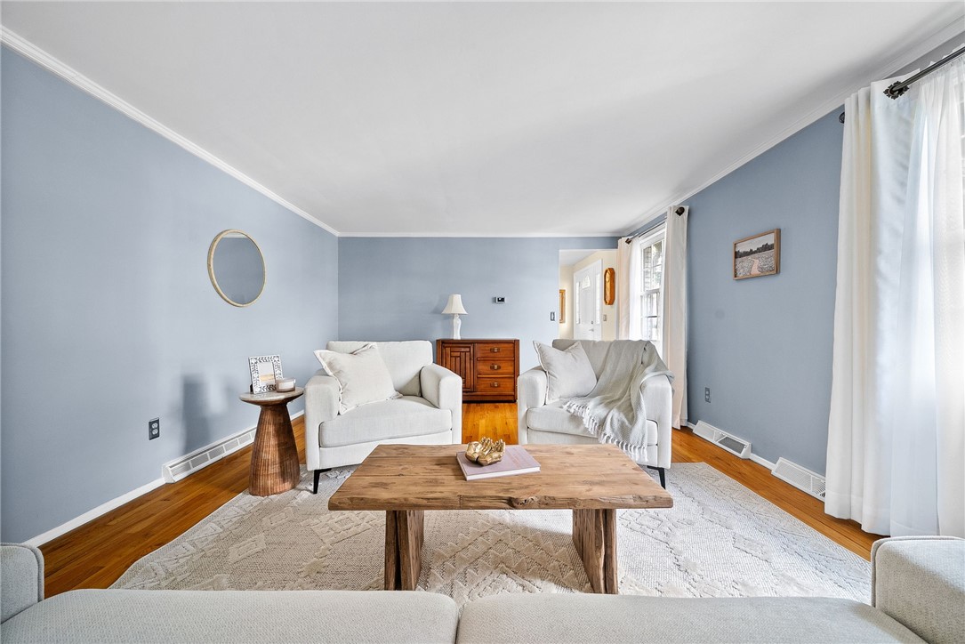 1309 Heather Heights Dr