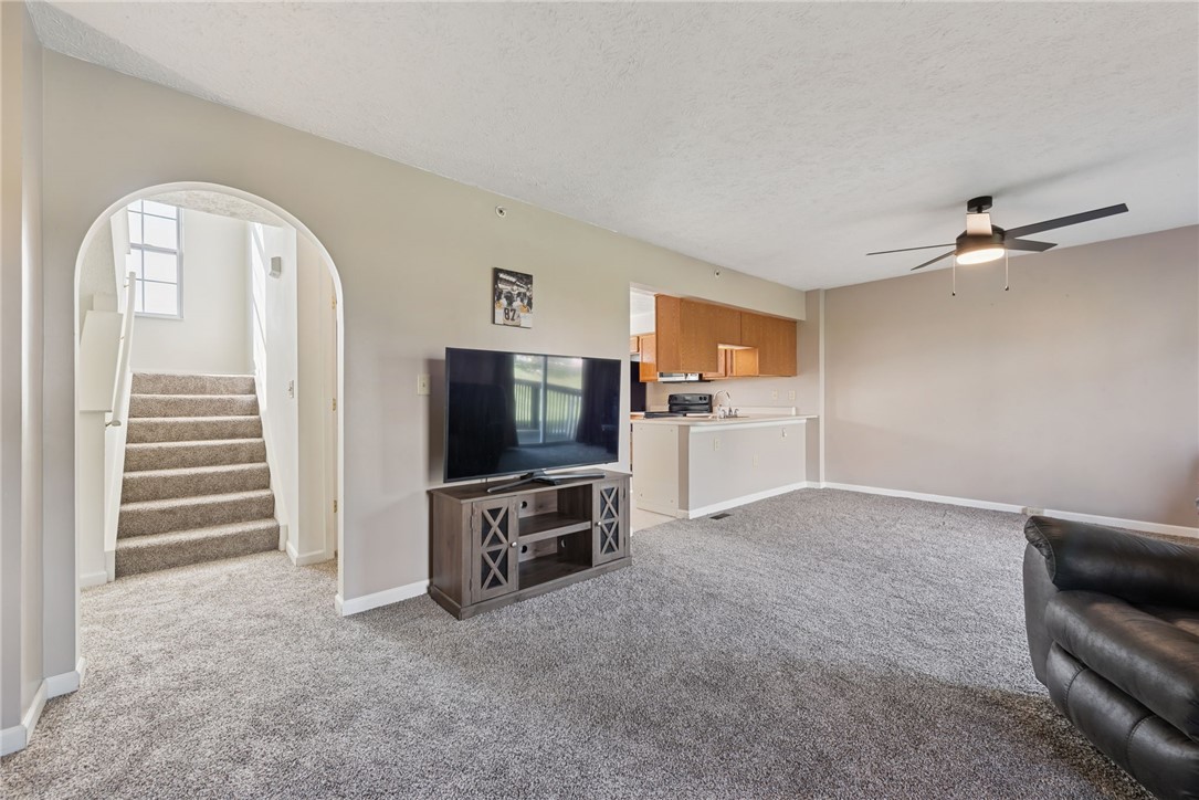 1107 Arrowhead Dr