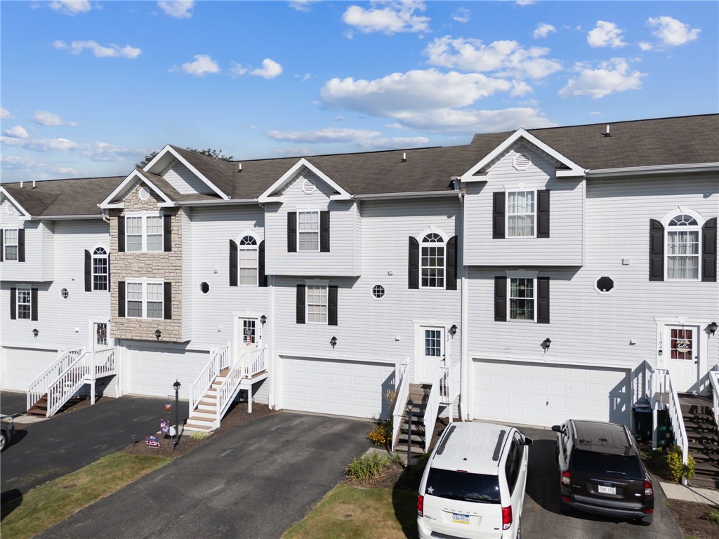 1107 Arrowhead Dr