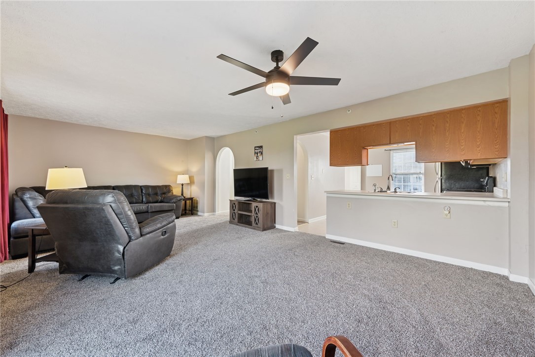 1107 Arrowhead Dr