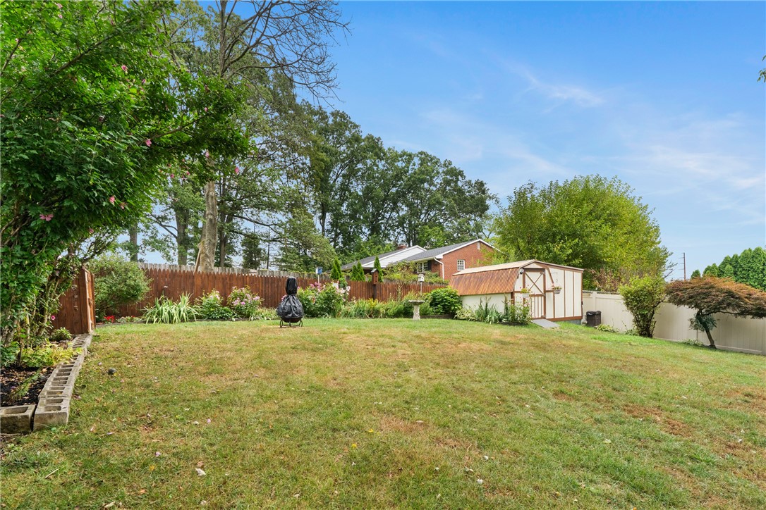 176 N Jamestown Rd