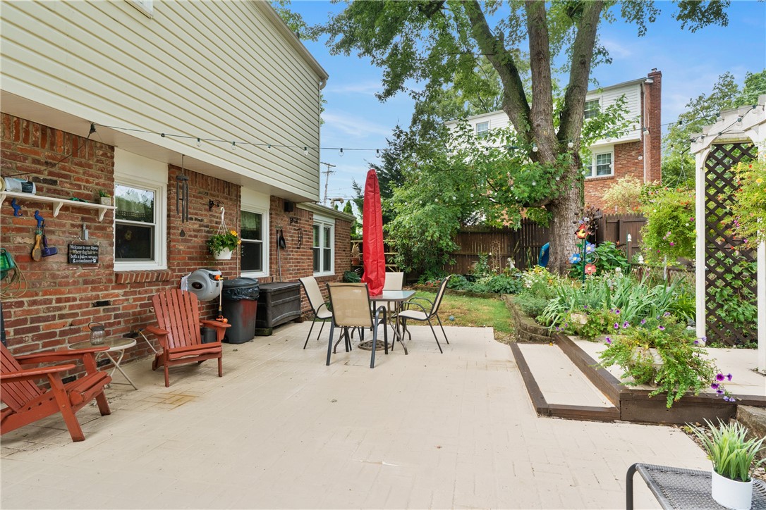 176 N Jamestown Rd