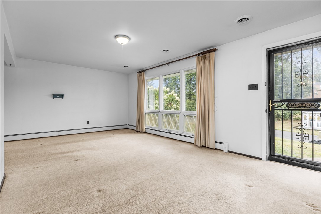 1215 Cascade Rd