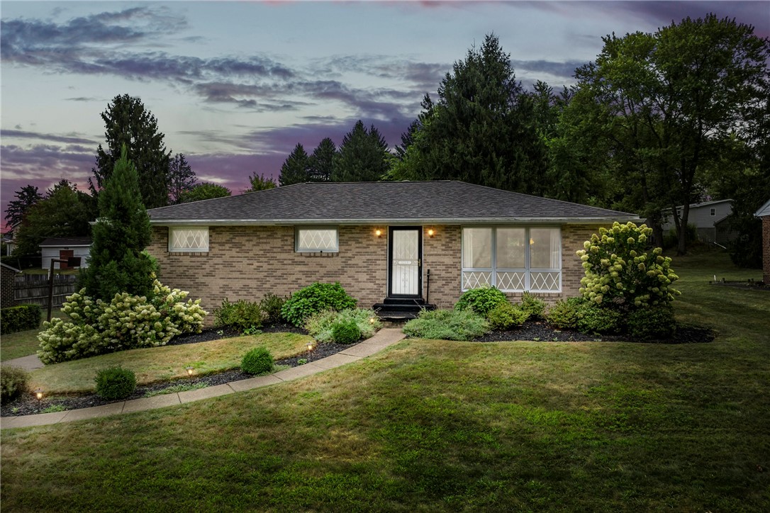 1215 Cascade Rd