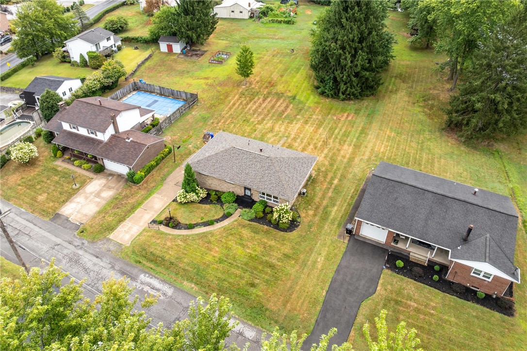1215 Cascade Rd