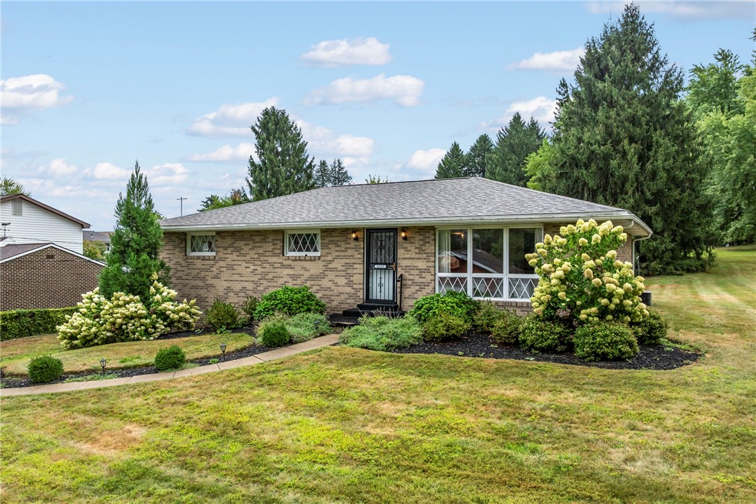 1215 Cascade Rd