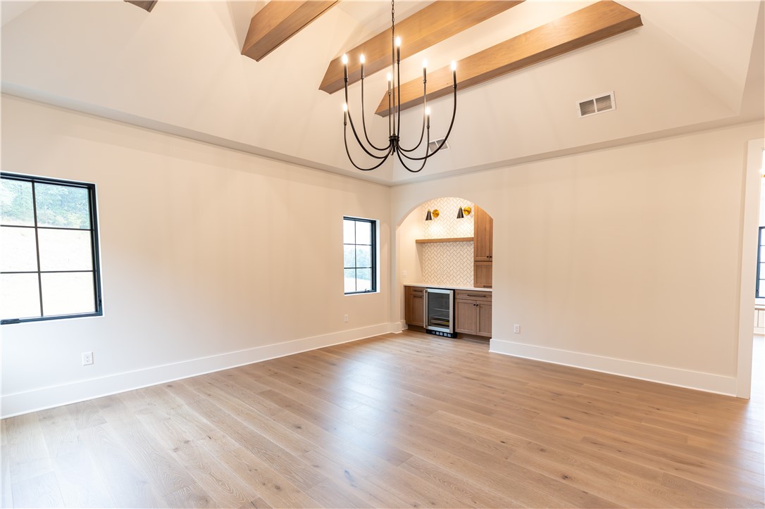 4065 Cross Creek Cir