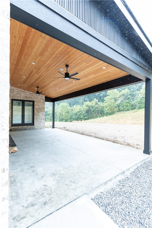 4065 Cross Creek Cir