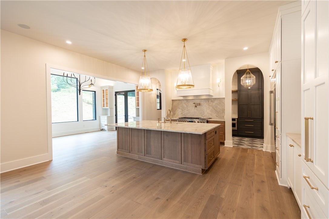 4065 Cross Creek Cir