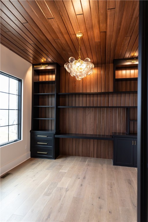 4065 Cross Creek Cir