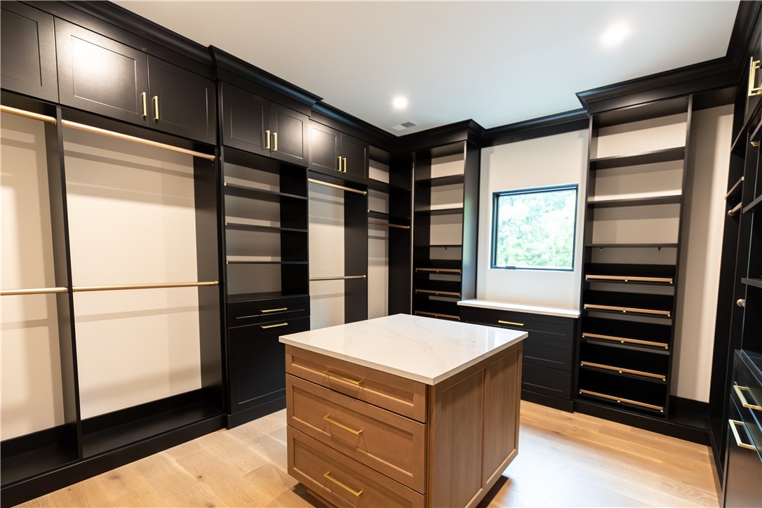 4065 Cross Creek Cir