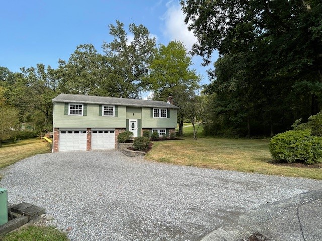 105 Walney Dr
