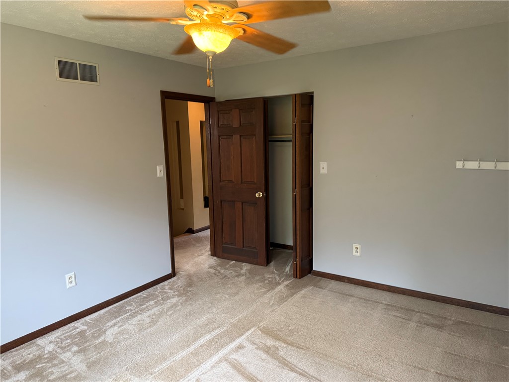 20 Ridgewood Dr