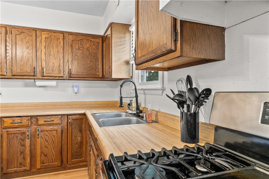 212 Locust St