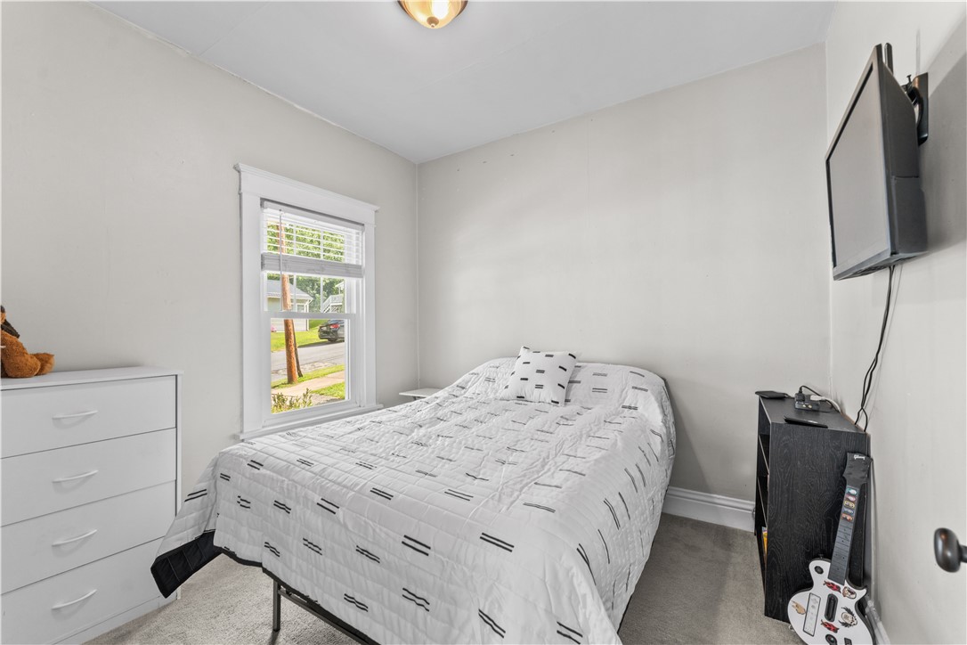 212 Locust St