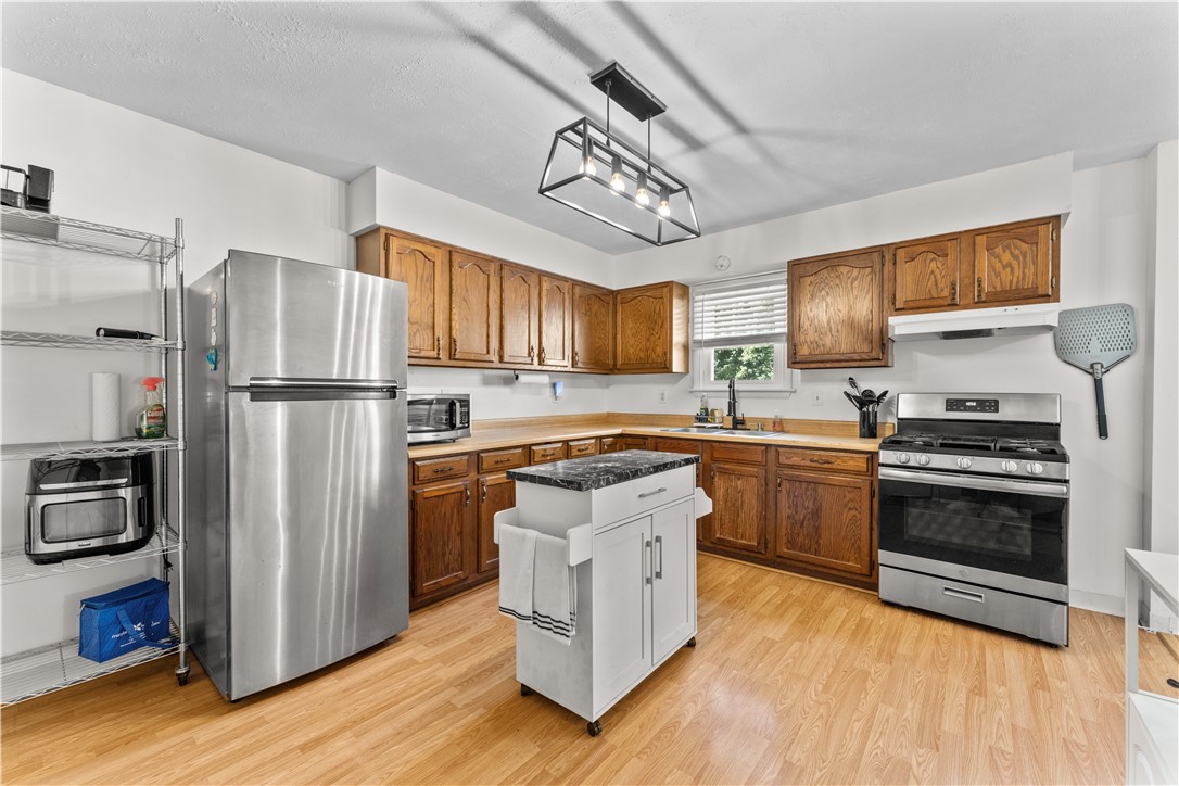 212 Locust St