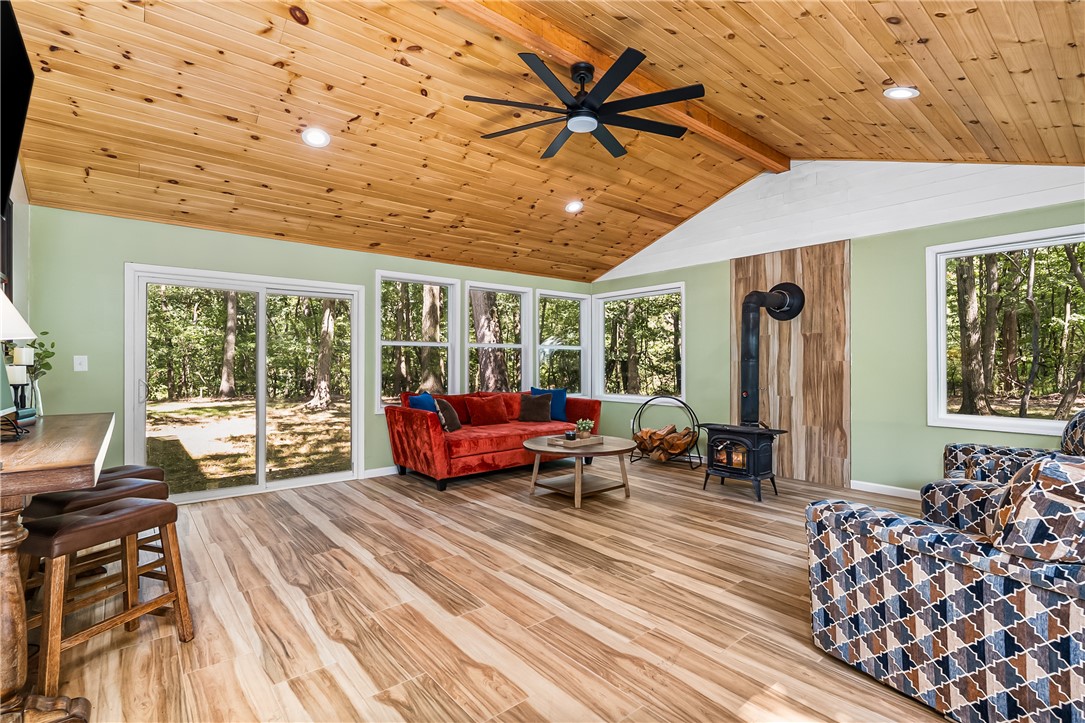1558 Garvin Road