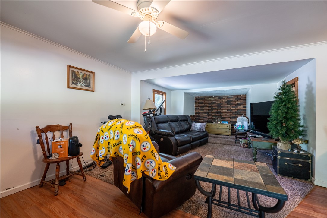 125 Hillvue Ln