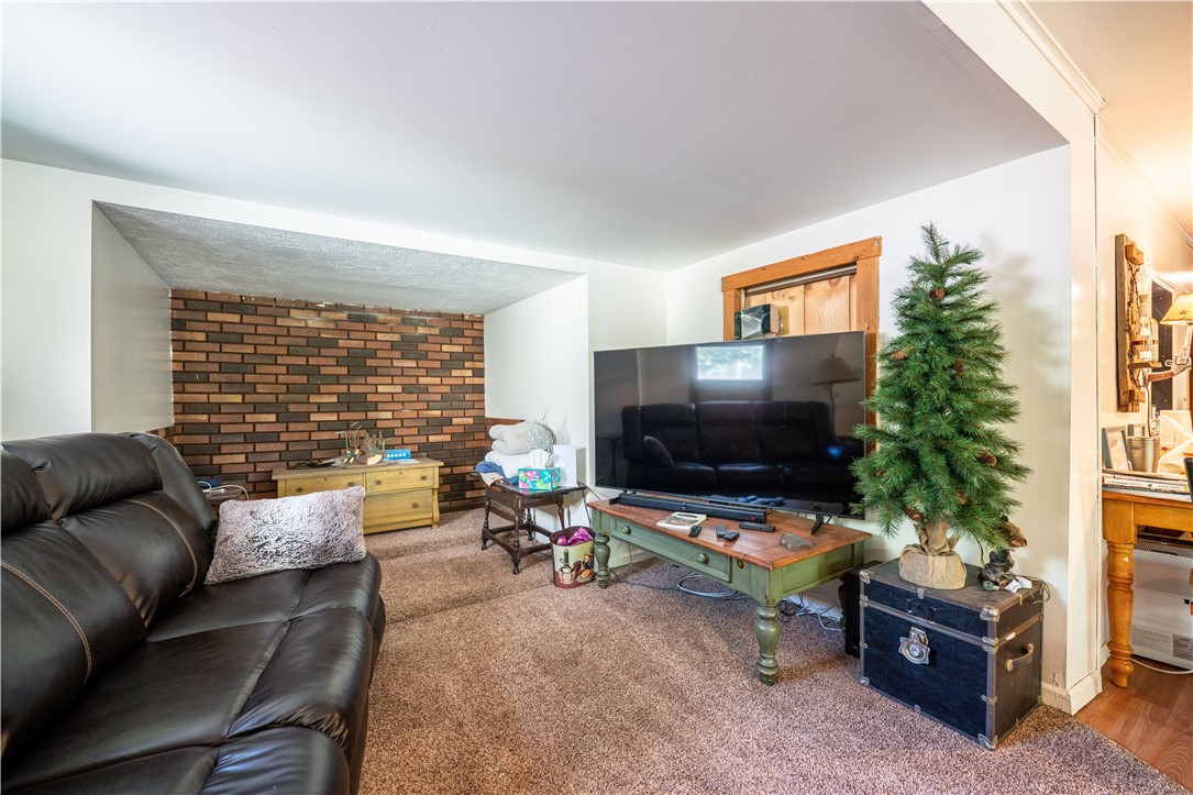 125 Hillvue Ln