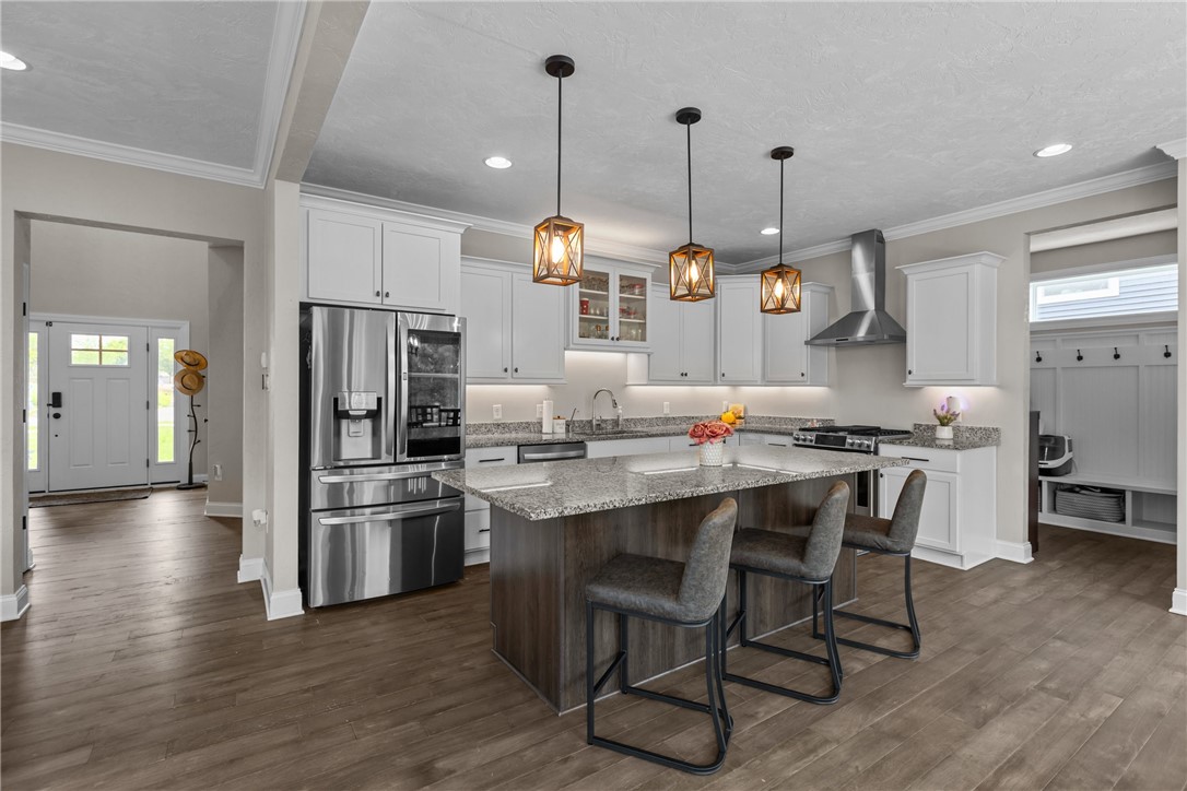 582 Forest Oaks Trl