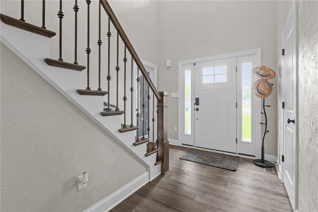582 Forest Oaks Trl