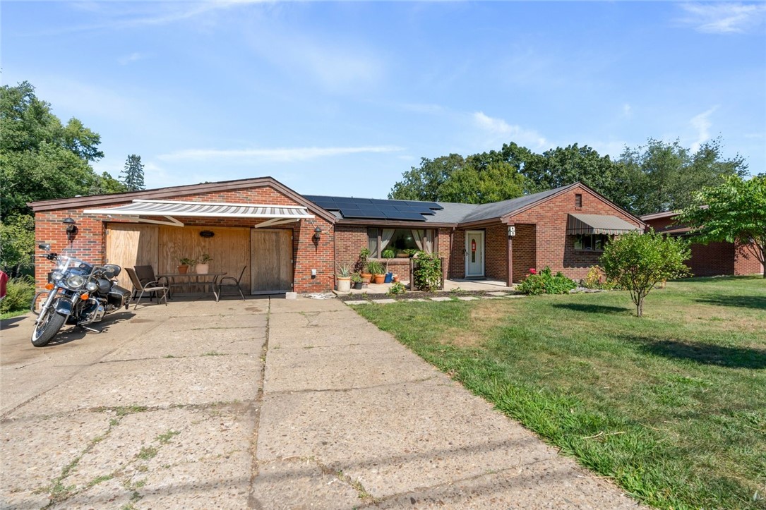 1360 Adams Dr
