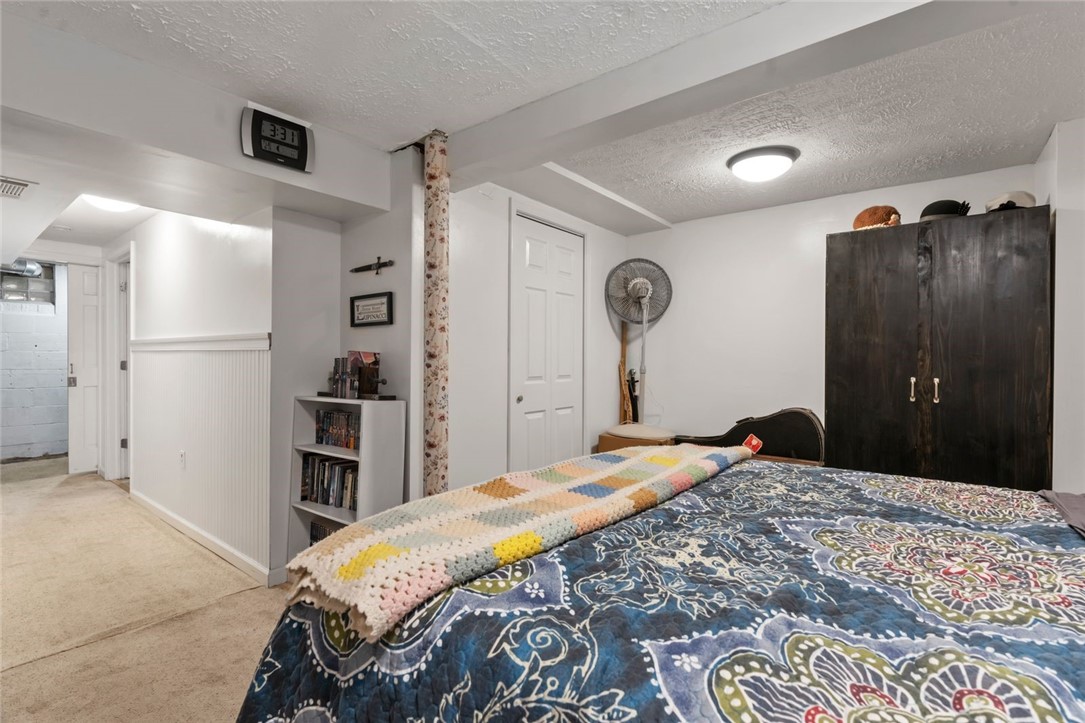 1360 Adams Dr