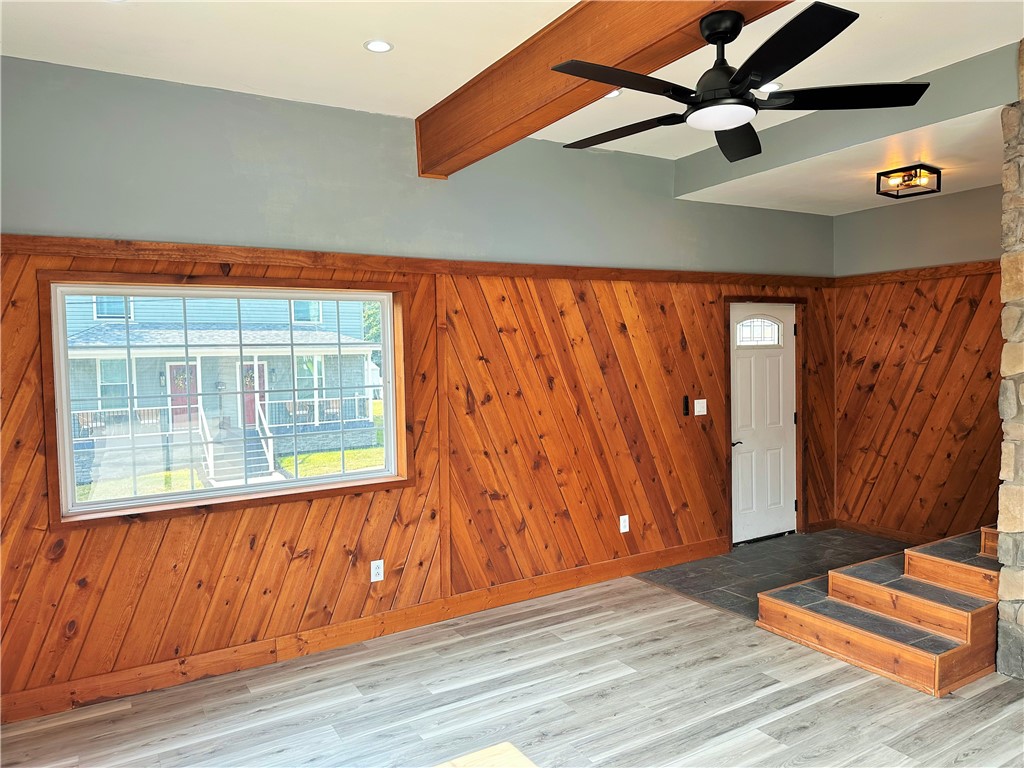 308 W Cherry St