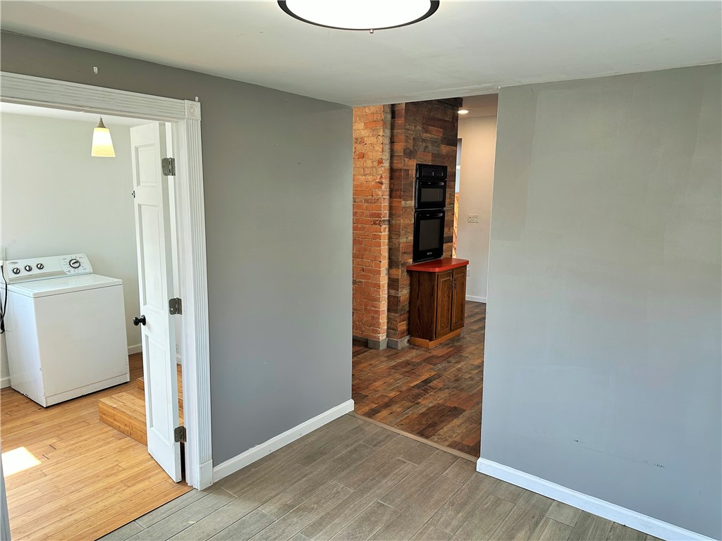 308 W Cherry St