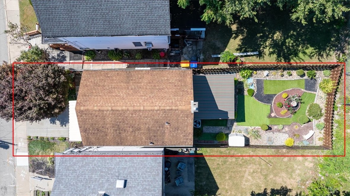 2826 Dwight Ave
