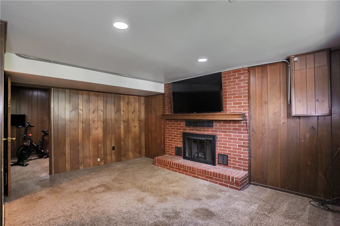 98 Buckhill Rd