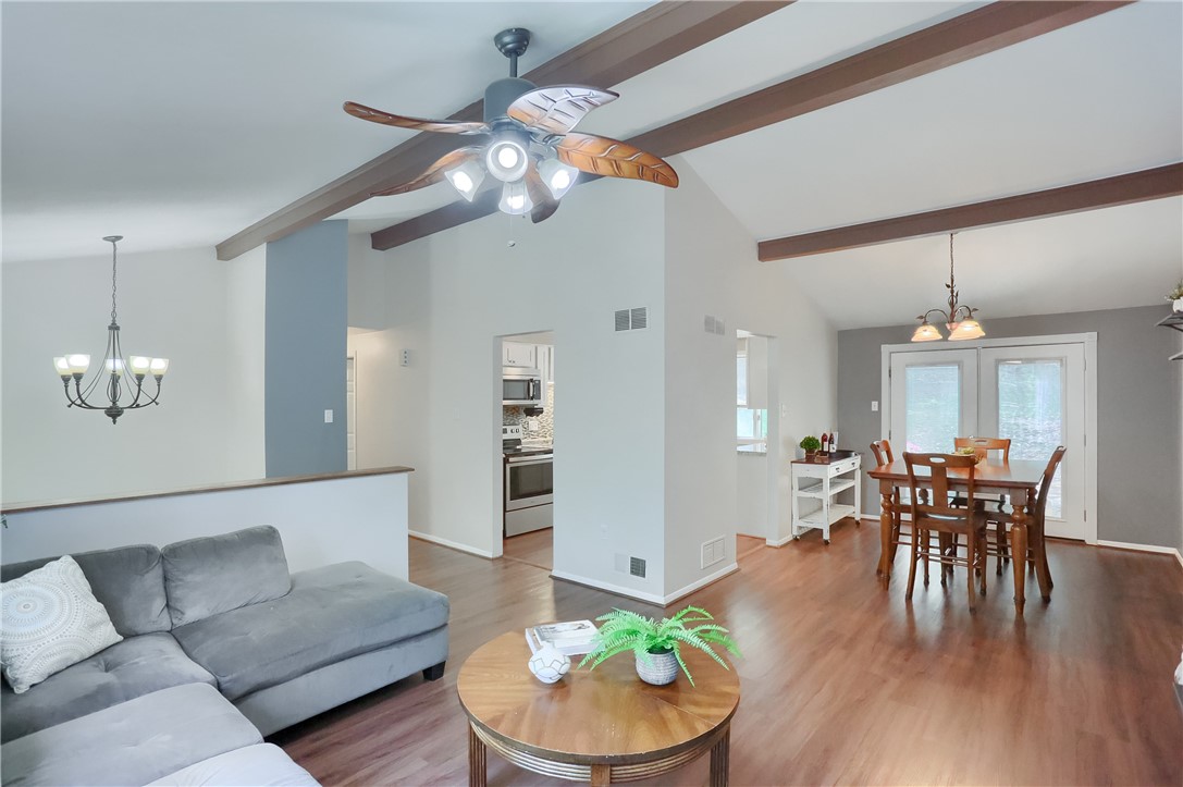 98 Buckhill Rd