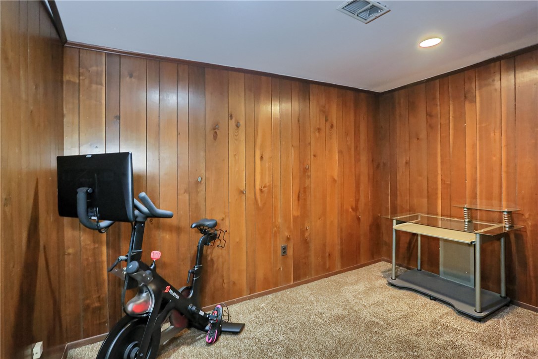98 Buckhill Rd