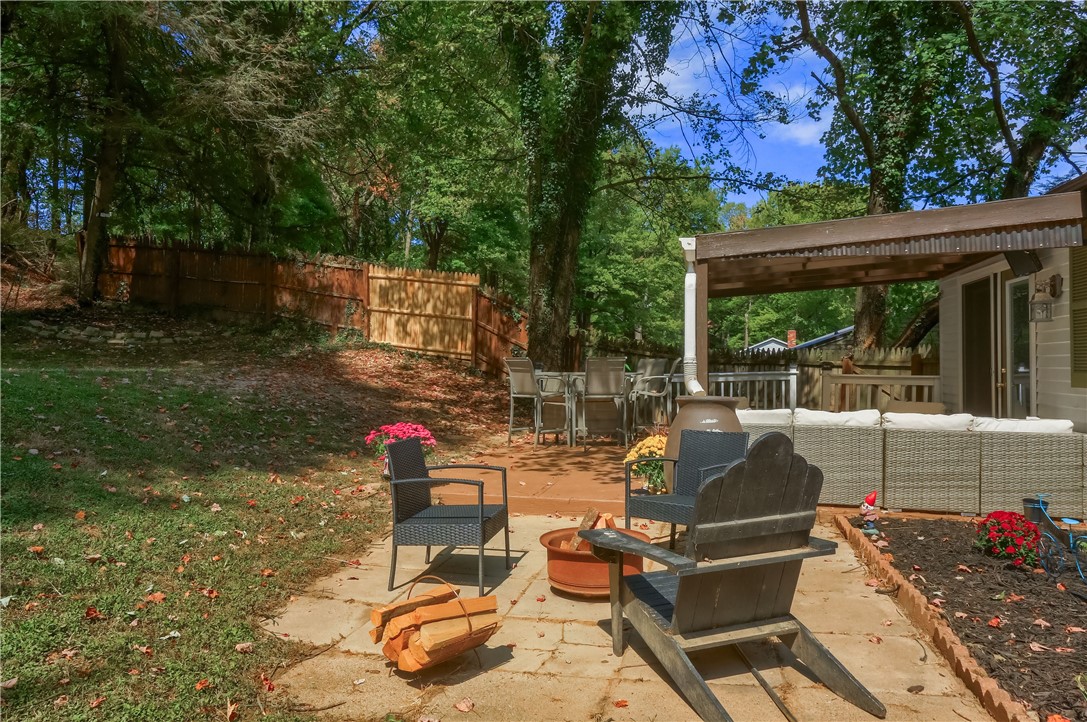 98 Buckhill Rd