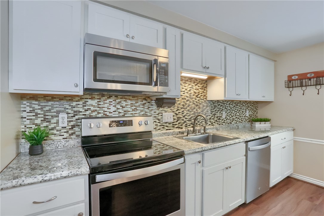 98 Buckhill Rd