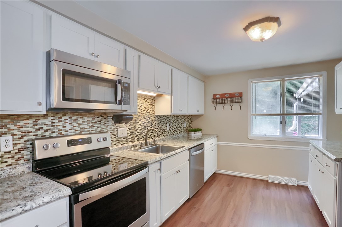 98 Buckhill Rd